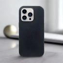 Pebble Grain Leather Case with MagSafe® Black